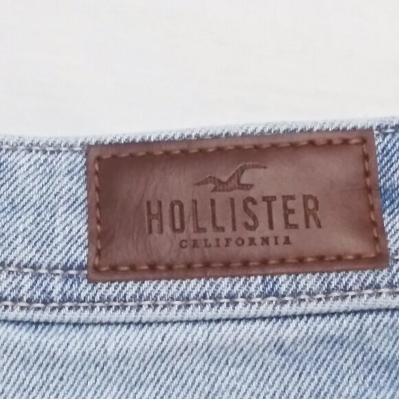 HOLLISTER Curvy High-Rise Vintage Distressed Frayed Denim Shorts Sz 28 / Sz 7 - Picture 5 of 6